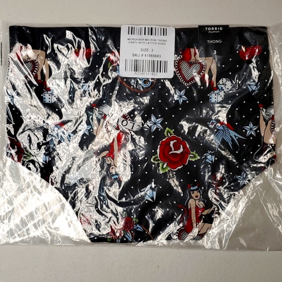 ♥️NWT VINTAGE TORRID THONG PANTY - LOVERS TATTOO HEART PINUP PRINT - PLUS SIZE - Picture 8 of 14